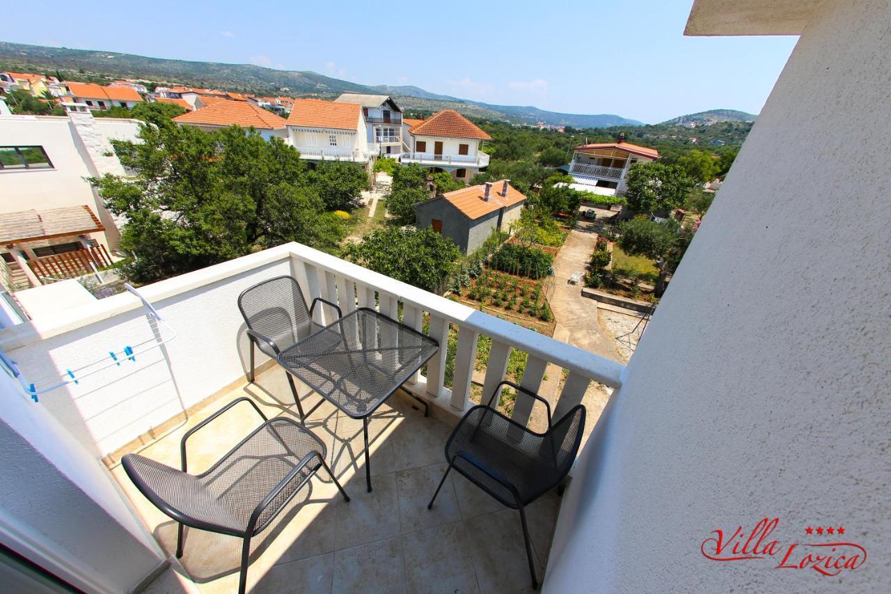 Villa Lozica Rogoznica  Rum bild